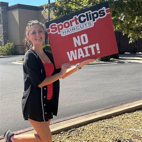 sports clips poplar bluff